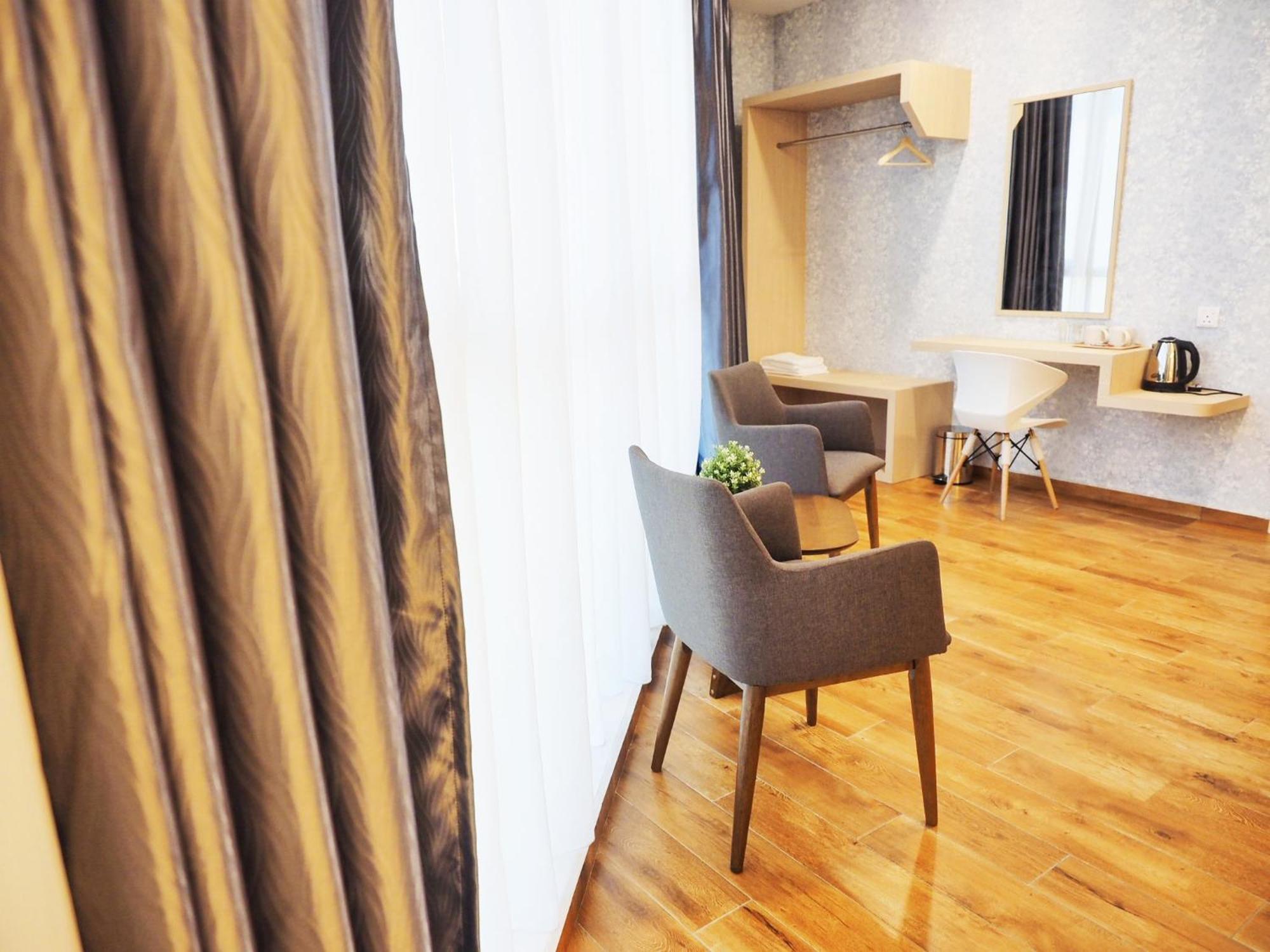 The Tree Hotel Muar Buitenkant foto